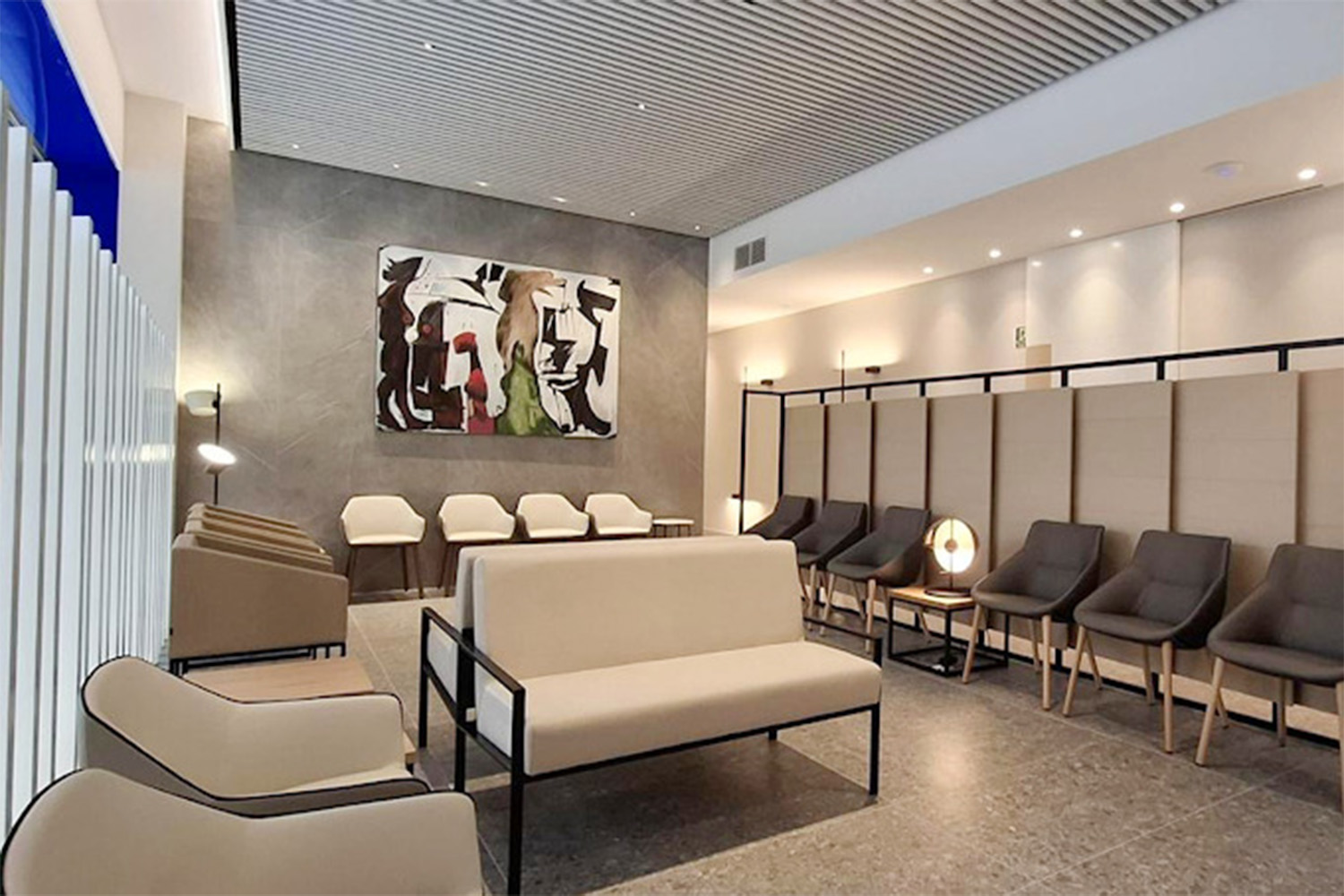 Clínica oftalmológica Baviera, C/Benjamín de Tudela 10, trasera, Pamplona 2