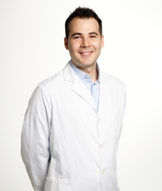 Dr. Nicolás Estrada