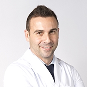 Dr. lvaro de Casas