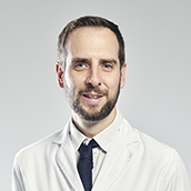 Dr. Ricardo Quirs