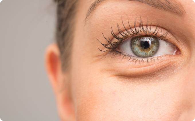 primer plano perfil de un ojo de mujer