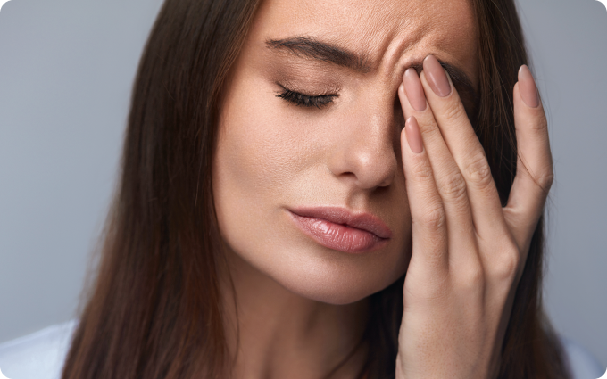 primer plano de un ojo de mujer