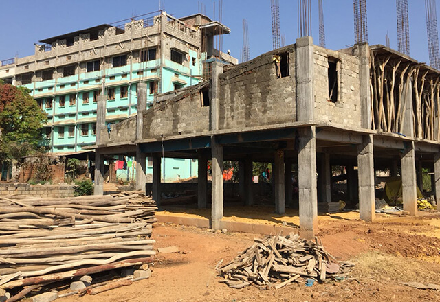 CONSTRUCCIóN DE UN HOSPITAL OFTALMOLóGICO EN LA INDIA