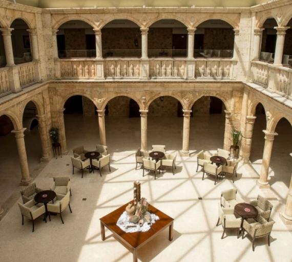 Plan Amigo de Clínica Baviera. Palacio del Infante Don Juan Manuel